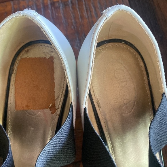 Circa Joan & David CJ Neptune** Black and White** two tone Size 9M - Picture 8 of 14